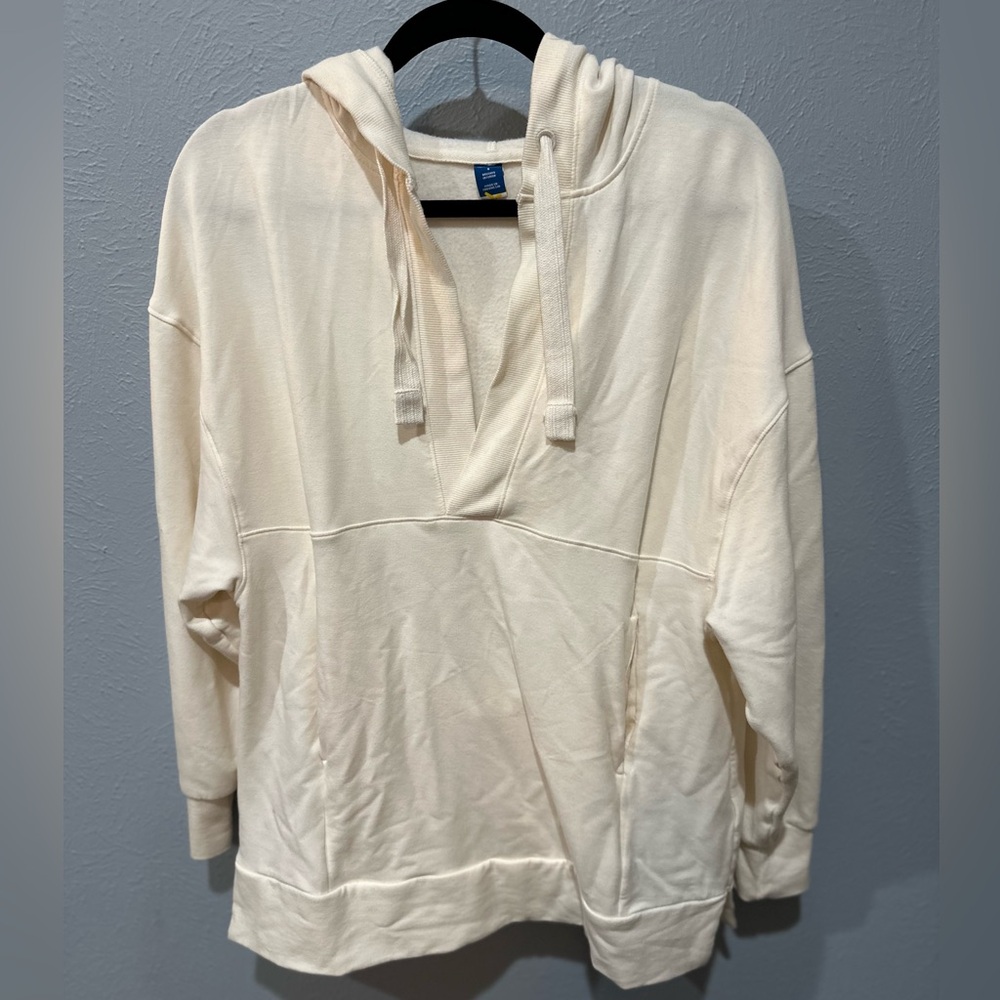 Women’s Old Navy Active Sweatshirt